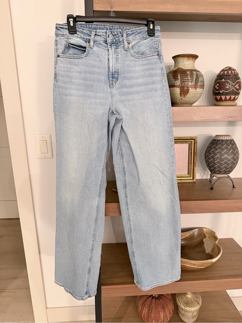 Old Navy Light Wash Straight Leg Women’s Jeans